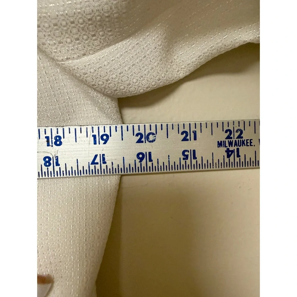 Emily White Textured V Neck Sheath Dress Size 8 Formal Business Occasion‎